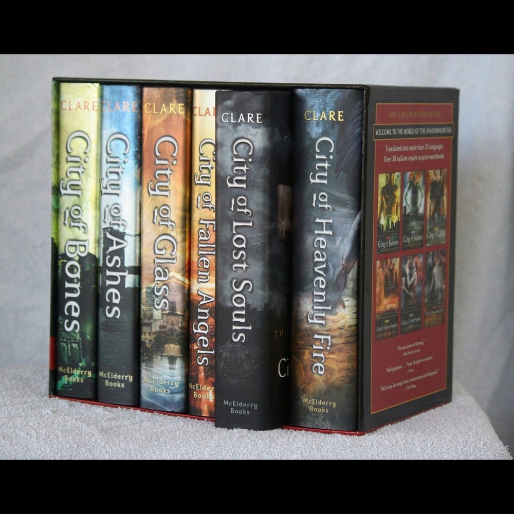 The Mortal Instruments Complete Book Series Set